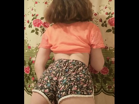 ❤️ Seksikäs nuori beibi riisuu shortsinsa kameran edessä ☑ Pornovideo at fi.redpornpictures.ru