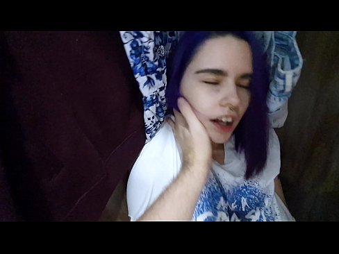 ❤️ Löysin siskoni kaapista ja autoin häntä laukeamaan ☑ Pornovideo at fi.redpornpictures.ru